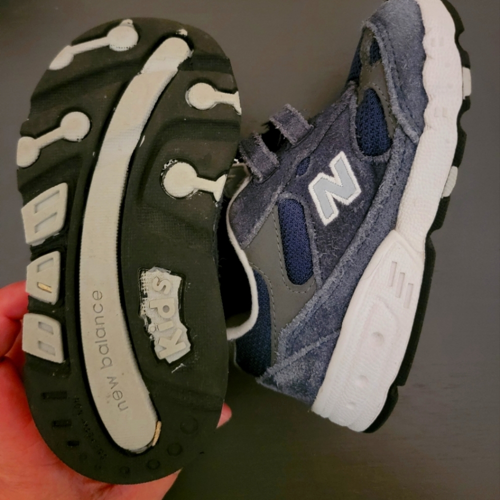 Toddler boy tennis shoes new balance
